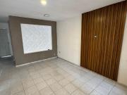 Rento Casa sobre Avenida Principal IDEAL PARA OFICINA O...