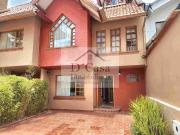 Rento Casa SÓLO Amoblada 4 dormitorios 2 garajes y patio