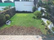 RENTO CASITA DE 2 RECÁMARAS EN UN NIVEL EN...