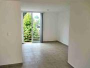 Rento departamento 2 recamaras a delante de univ...