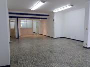 Rento Edificio para oficinas muy cerca de la Plaza...
