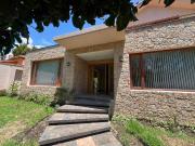 Rento hermosa casa en urbanización privada