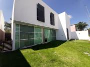 RENTO HERMOSA CASA FRACC. CAÑADA DEL REFUGIO $30,000.00...