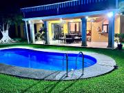 RENTO HERMOSA CASA TOTALMENTE AMUEBLADA, DE 4 RECAMARAS...