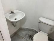 RENTO LOCAL INTERIOR EN PLANTA BAJA DE PLAZA MANCERA DEL...