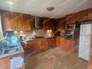 RENTO O ARRIENDO CASA AMOBLADA CON AREA DE BBQ A 1...