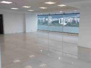 RENTO OFICINA, AMPLIA, SEGURA, ILUMINADA, SECTOR LA CAROLINA