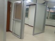 RENTO OFICINA CON VISTA 12 DE OCTUBRE