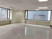 RENTO OFICINA DE 220m2 UBICADA EN LA AV. ATAHUALPA Y...