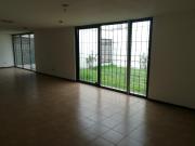 Rento para Oficinas casa grande en Col. Huexotitla, Puebla