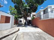 Rento pequeña oficina de 9m2 en Av. Ixcun y Av. La...