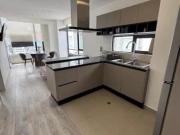 Rento suite con balcón amoblada sector Republica de El...