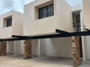 rento townhouse 2 hab sin amueblar piscina cerca univ modelo