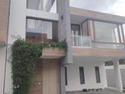 Rento y Vendo casa a estrenar en Cumbayá por la Ruta Viva