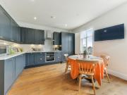 Replingham Road SW18, 2 bed flat to rent, £2,950 pcm |...