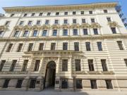 REPRÄSENTAIVES BÜRO NAHE RATHAUSPLATZ