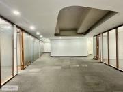 REPRÄSENTATIV, FLEXIBEL, INTERNATIONAL / High End Büro...