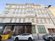 Repräsentative 3 Zimmer Altbauwohnung mit hohen Räumen...