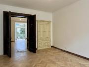 Repräsentative Altbauwohnung mit Balkon und Loggia...