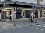 Repräsentative Gewerbefläche mit großer Fensterfront &...