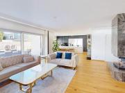 REPRÄSENTATIVE TRAUMVILLA IN BESTLAGE VON HIMBERG NÄHE...