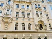 REPRÄSENTATIVE WOHNUNG BEIM NASCHMARKT !