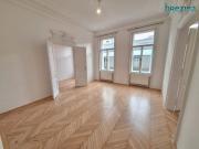 Repräsentativer Stil TOP Altbau an der Lackierergasse...