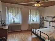 Repräsentatives Gewerbehaus mit Entwicklungspotenzial