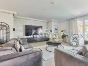 Repräsentatives Reihenendhaus mit zwei Wohneinheiten 314...