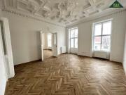 REPRÄSENTATIVES TEILWEISE SANIERUNGSBEDÜRFTIGES...