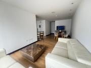 República de El Salvador, Departamento Amoblado en...