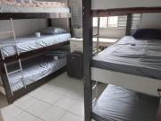 República para rapazes! Local limpo e Seguro!