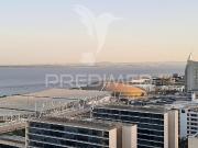 Requintado T2 com vistas deslumbrantes sobre o rio Tejo