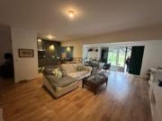 Rés do Chão T2+1 Remodelado para Venda no Condominio da...