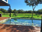 RESDENCIA EN EL COUNTRY CLUB DE MERIDA FRENTE AL LAGO EN...