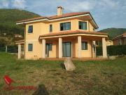 GRAN CHALET A ESTRENAR CON VISTAS AL MAR UNA OPORTUNIDAD...