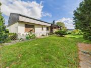 Reserviert Einfamilienhaus mit grossem Potenzial in Aeschi