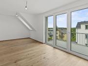 TRAUMHAFT + VIER Zimmer mit BALKON