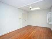 Residência Comercial no AGUA VERDE de 184,00 m² 10543.001 GL