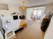 Smart studio close to St Mary's Cathedral