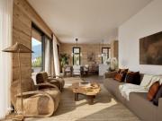 Résidence Principale Moderne dans un Cadre Alpin