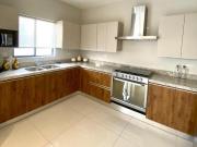 Residencia 213 construccion y 141 de terreno en Apodaca