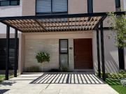 RESIDENCIA A LADO DEL CAMPANARIO