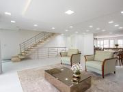 RESIDÊNCIA ALTO PADRÃO EM CONDOMÍNIO BAIRRO XAXIM