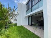 residencia amueblada en privada junto a club de golf la...