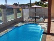 RESIDÊNCIA PROXIMO A PRAIA COM 04 QUARTOS EM SANTA...