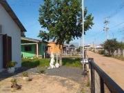 Residência com 2 dormitórios à venda, 48 m² por R$...