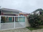 Residência com piscina, Atami Norte