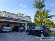 Residência com sala de cinema já equipada? Achou! Golf...