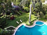 Residencia con Alberca en Venta en Cuernavaca